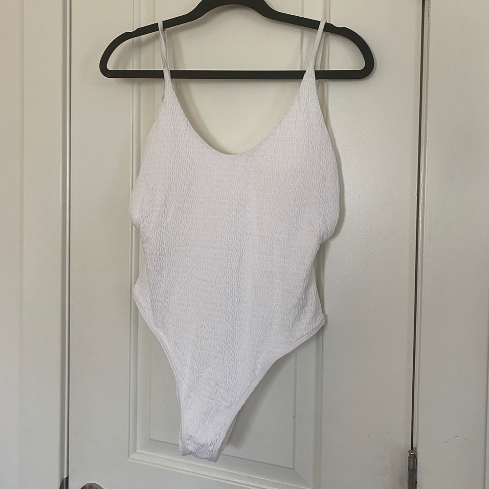 NEW W TAGS* Aerie white ruched low-back one-piece
